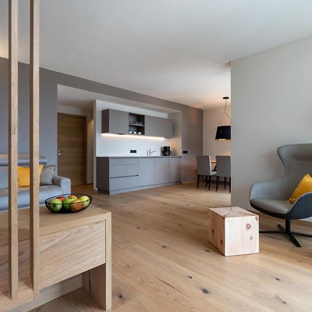 Feldhof Vilpian- Urlaub Auf Dem Bauernhof Apartment Luaran gambar