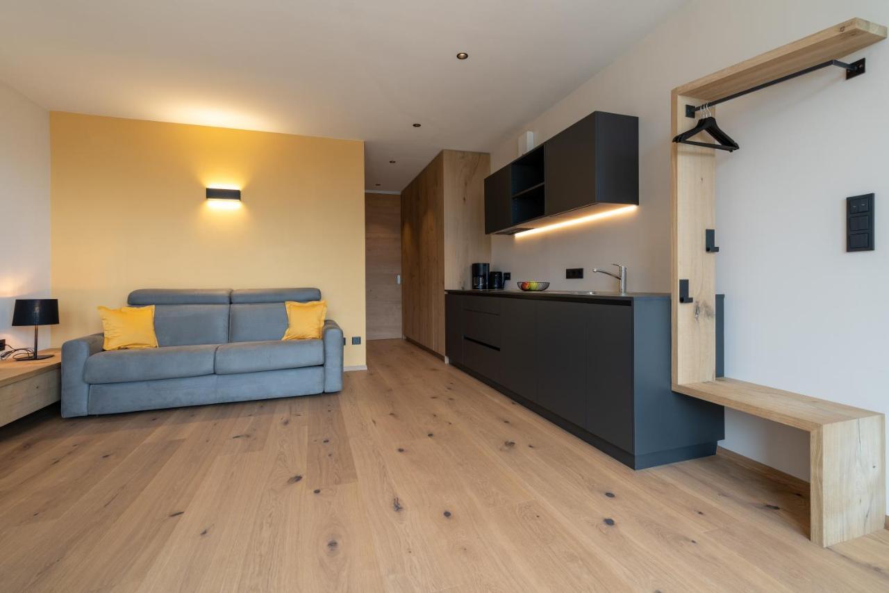 Feldhof Vilpian- Urlaub Auf Dem Bauernhof Apartment Luaran gambar